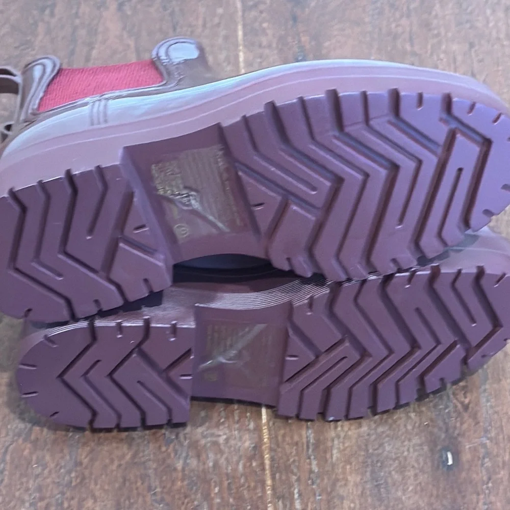 Forever 21 stylish durable